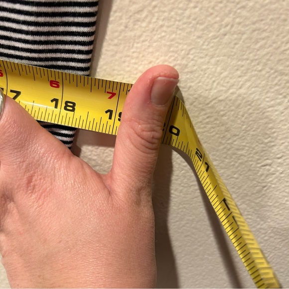 NWT Ovadia&Sons brand men's tee contrast stripe white black T-shirt, size medium - Picture 9 of 9